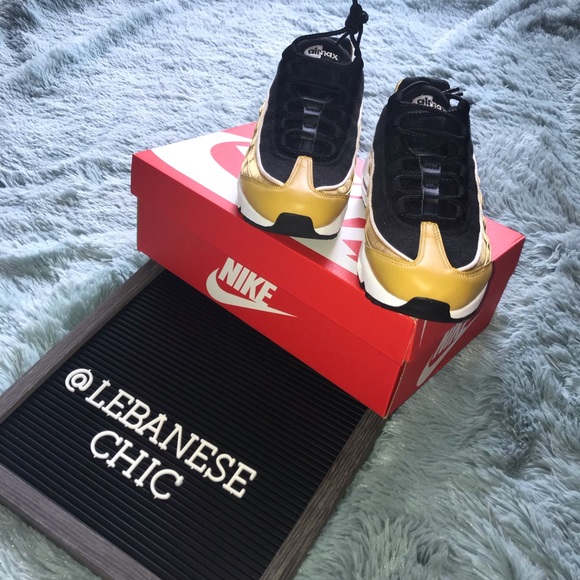NIB Nike Air Max 95 Black Gold Sneakers - Picture 6 of 6